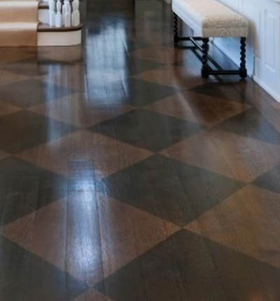 Amazing painted diamond shapes on wooden floors